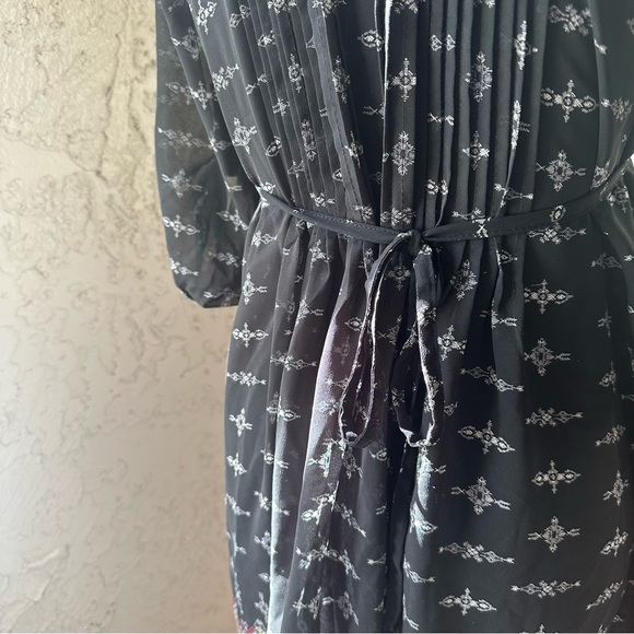 🦋 American Rag Black Half Sleeve Button Down Flowy Sheer Pleated Boho Blouse - Picture 3 of 13